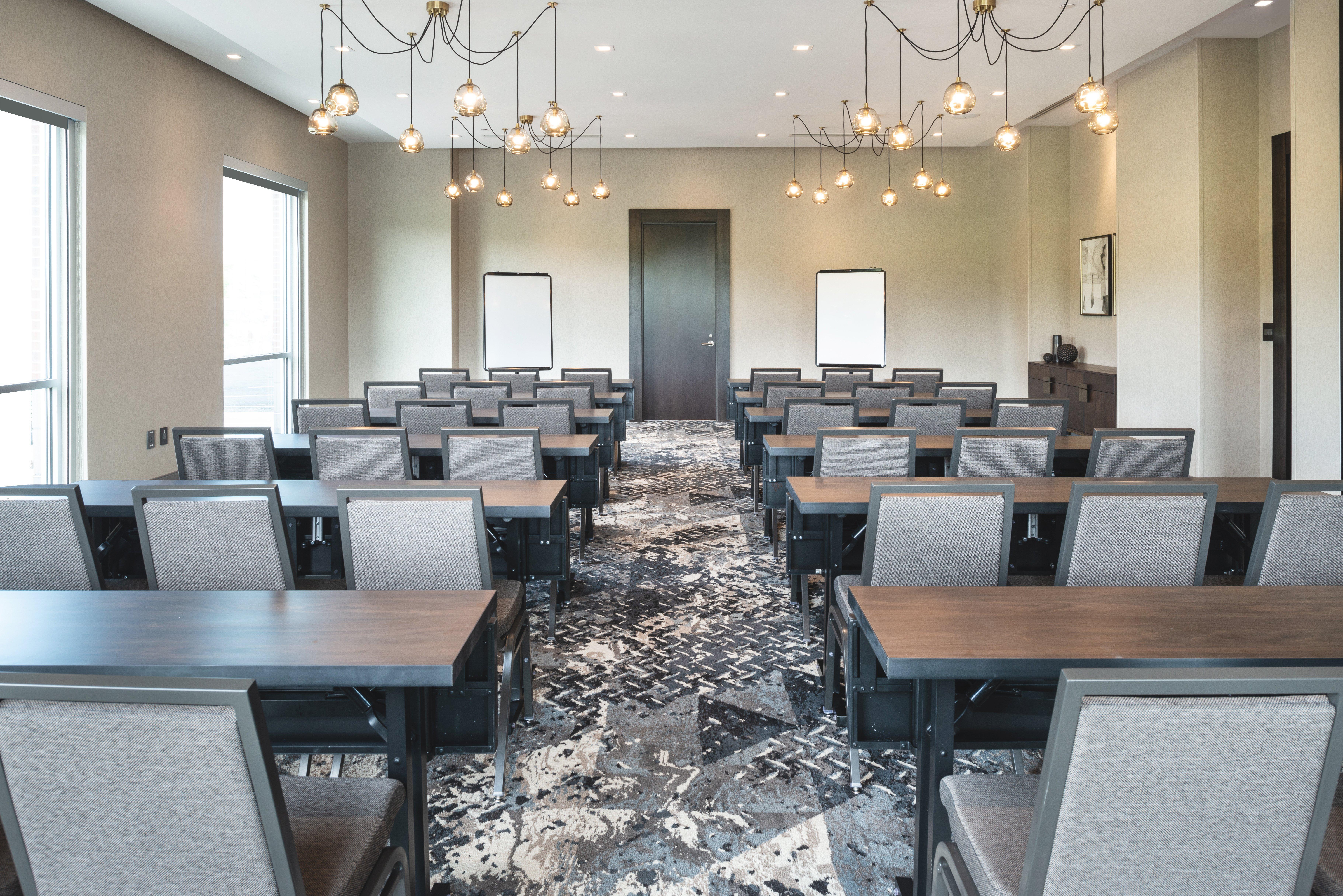 Holiday Inn Boston Logan Airport - Chelsea By Ihg Bagian luar foto