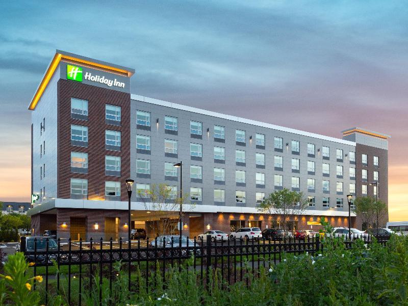 Holiday Inn Boston Logan Airport - Chelsea By Ihg Bagian luar foto